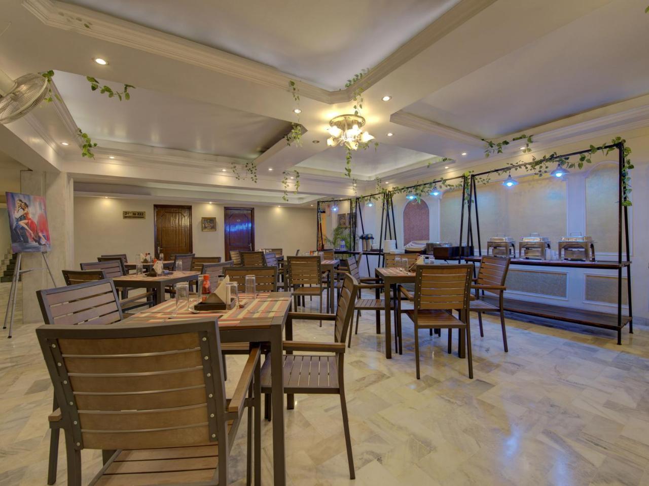 Oyo 1864 Hotel Yuvraj Ranchi Bagian luar foto