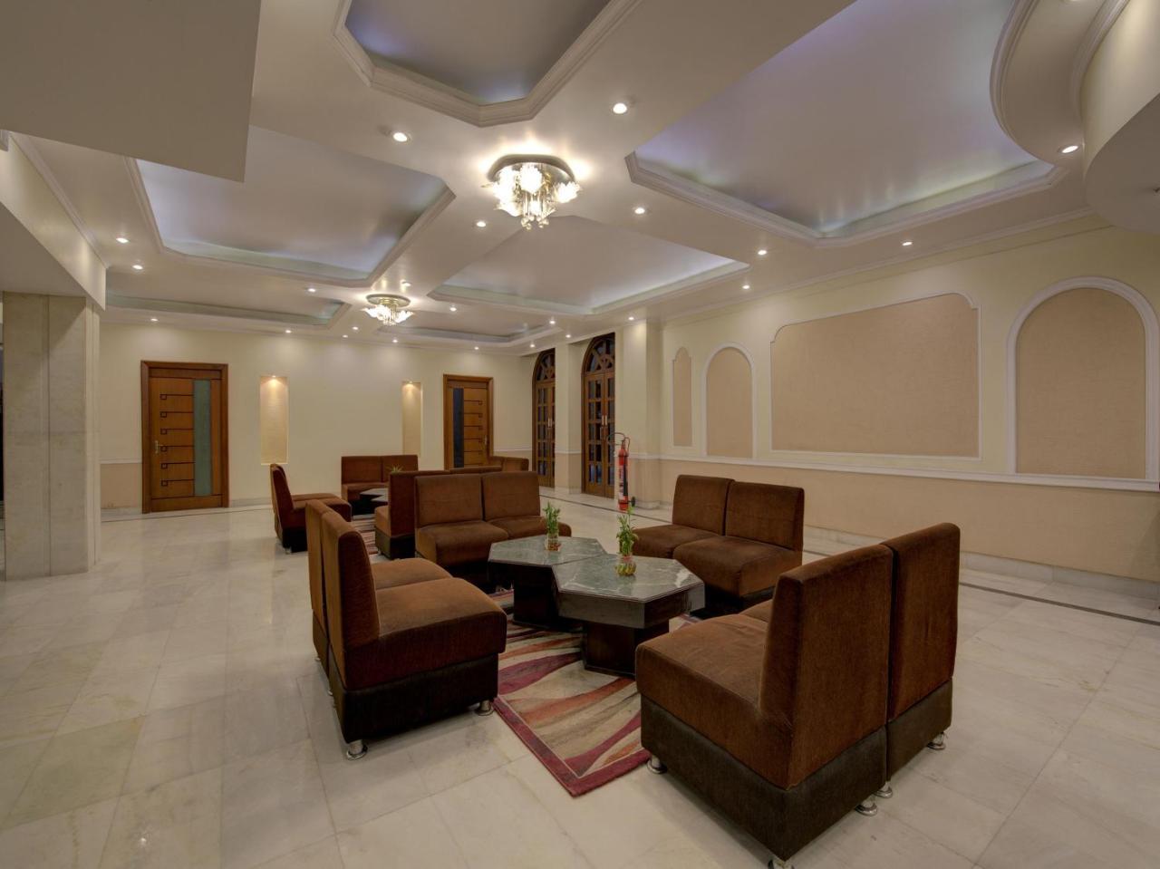 Oyo 1864 Hotel Yuvraj Ranchi Bagian luar foto