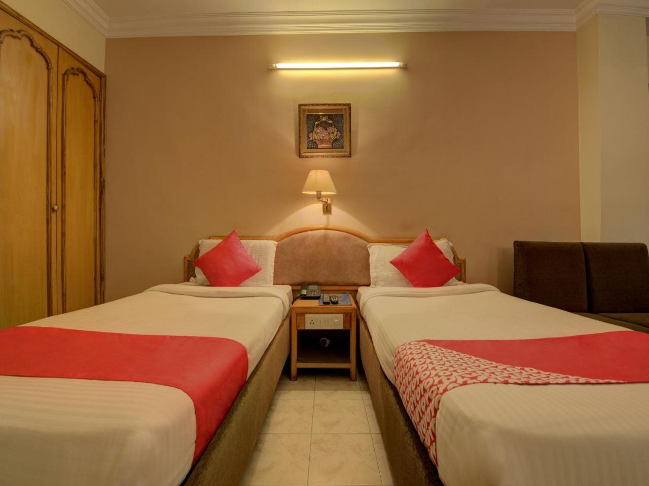 Oyo 1864 Hotel Yuvraj Ranchi Bagian luar foto