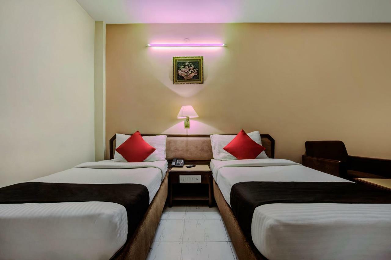 Oyo 1864 Hotel Yuvraj Ranchi Bagian luar foto